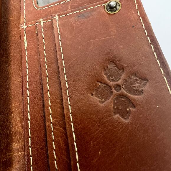 Patricia Nash Terresa Women's Genuine Leather Trifold Snap Wallet 7.75 in Brown - Picture 4 of 16